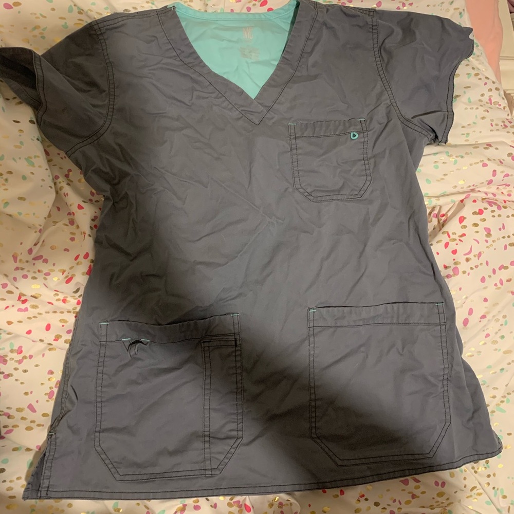 Scrub top grey